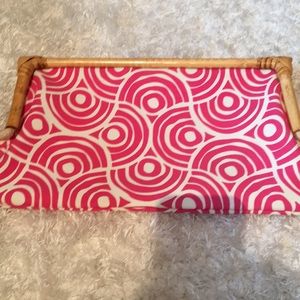 Donna Dixon clutch new